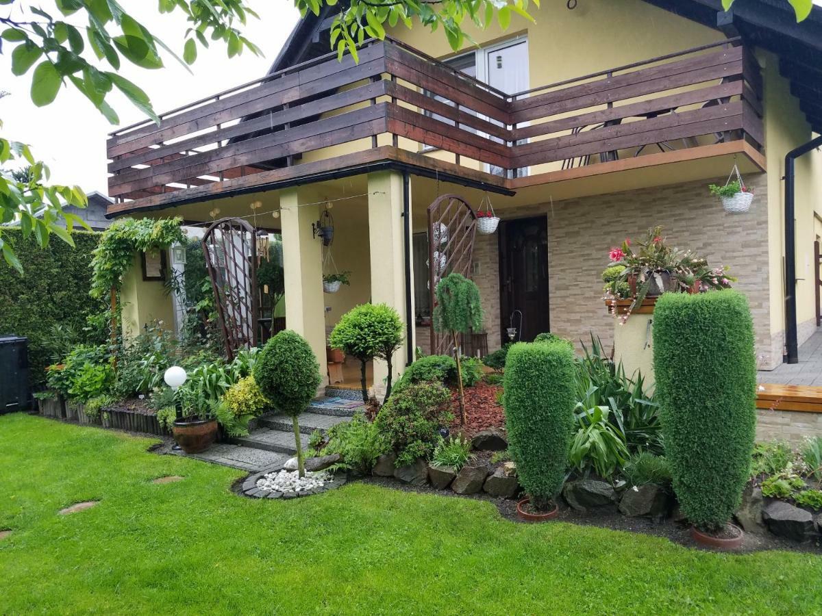 Kwiatowe Zacisze Villa Przeciszow Esterno foto